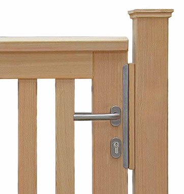 Gartentor ROOF - PREMIUM Holztore aus nordischer Lärche (FSC) oder astfreiem Mahagoni Hartholz (FSC).